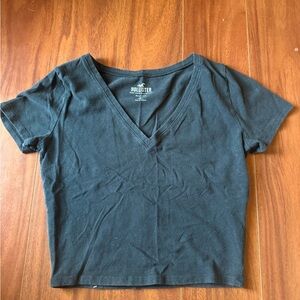 Hollister Women's Charcoal V-Neck Tee